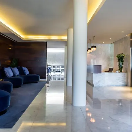 4615 Hotel 4*