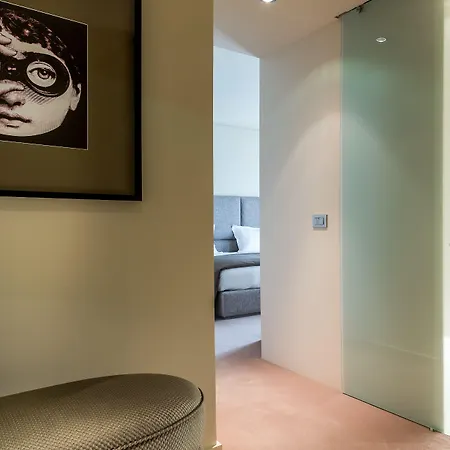 4615 Hotel 4*