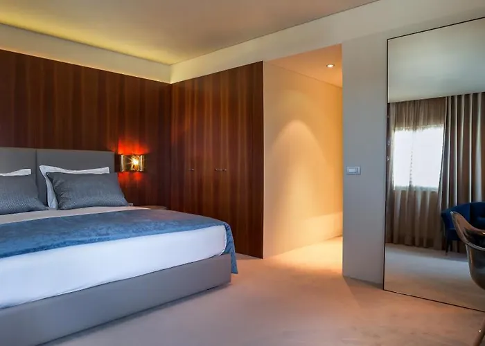 4615 4* Фелгейраш