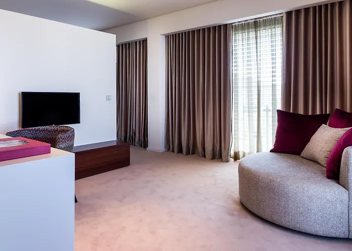 4615 4* Фелгейраш